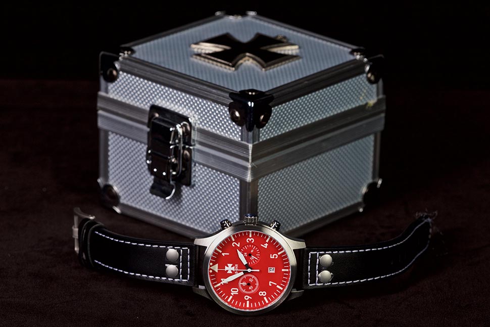 B-UHR LUFTWAFFE flieger chronograph, RED, limited edition